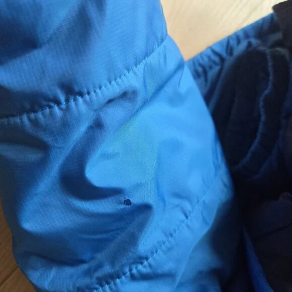 The North Face blue two-toned puffer coat / zip up jacket CHILDS!! XL - Picture 8 of 11